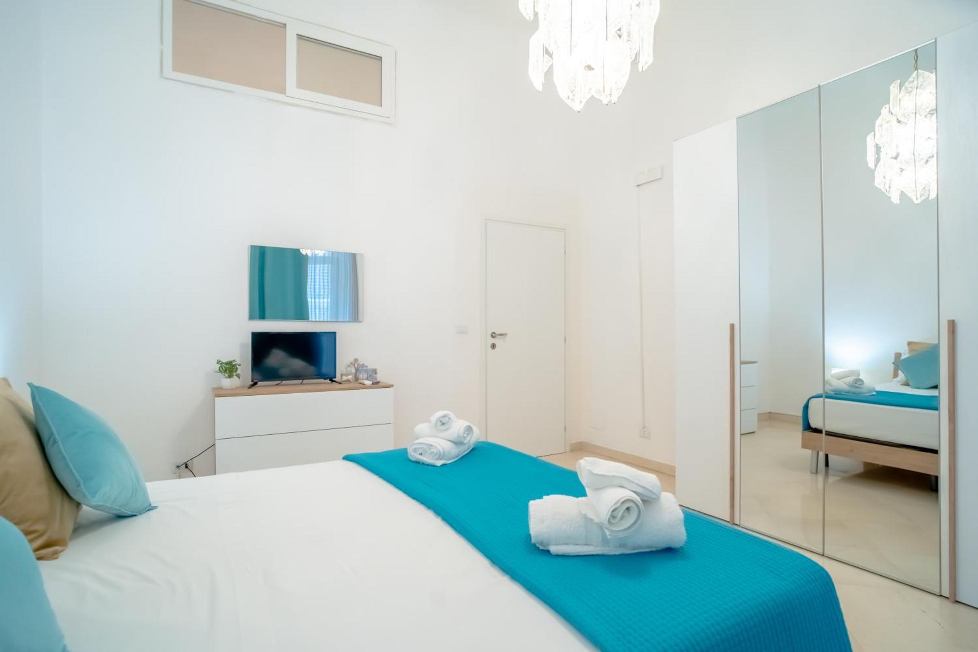 Dimora Dante 310 Apartment Bari Bagian luar foto