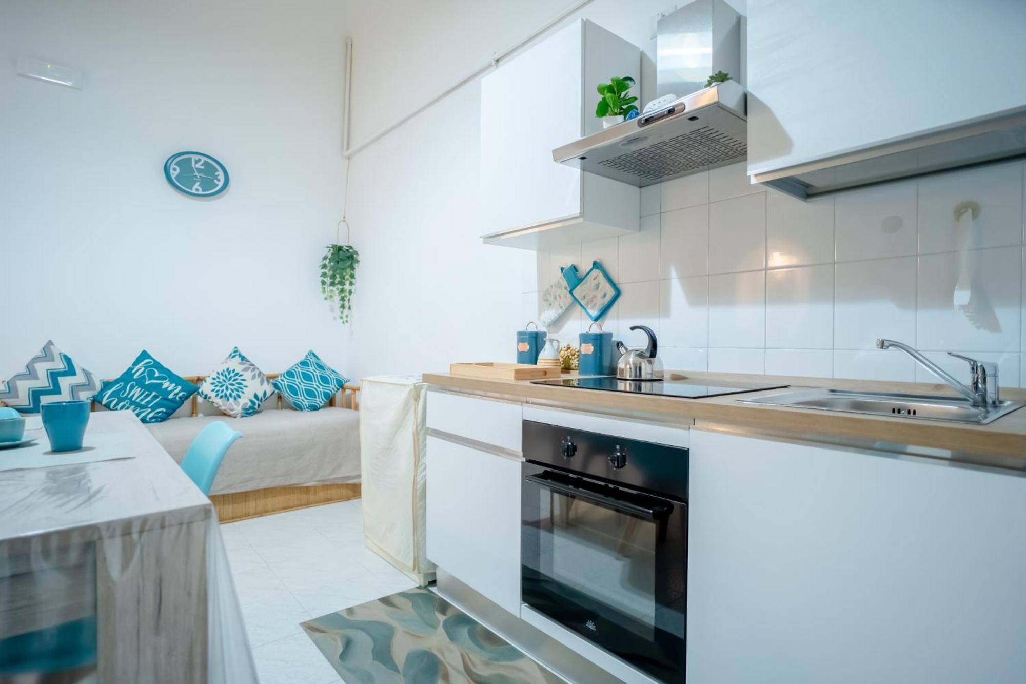 Dimora Dante 310 Apartment Bari Bagian luar foto